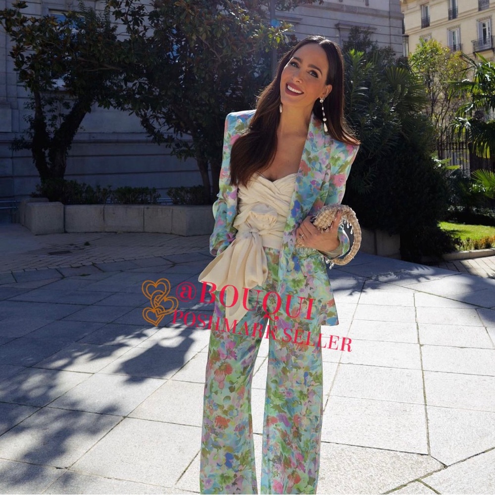 BLOGGERS FAV ZARA FLORAL PRINTED BLAZER - Picture 11 of 16